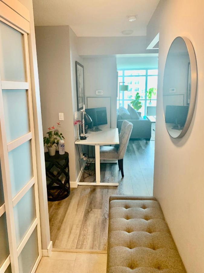 Downtown Waterfront Suites With Cn Tower Views Toronto Luaran gambar